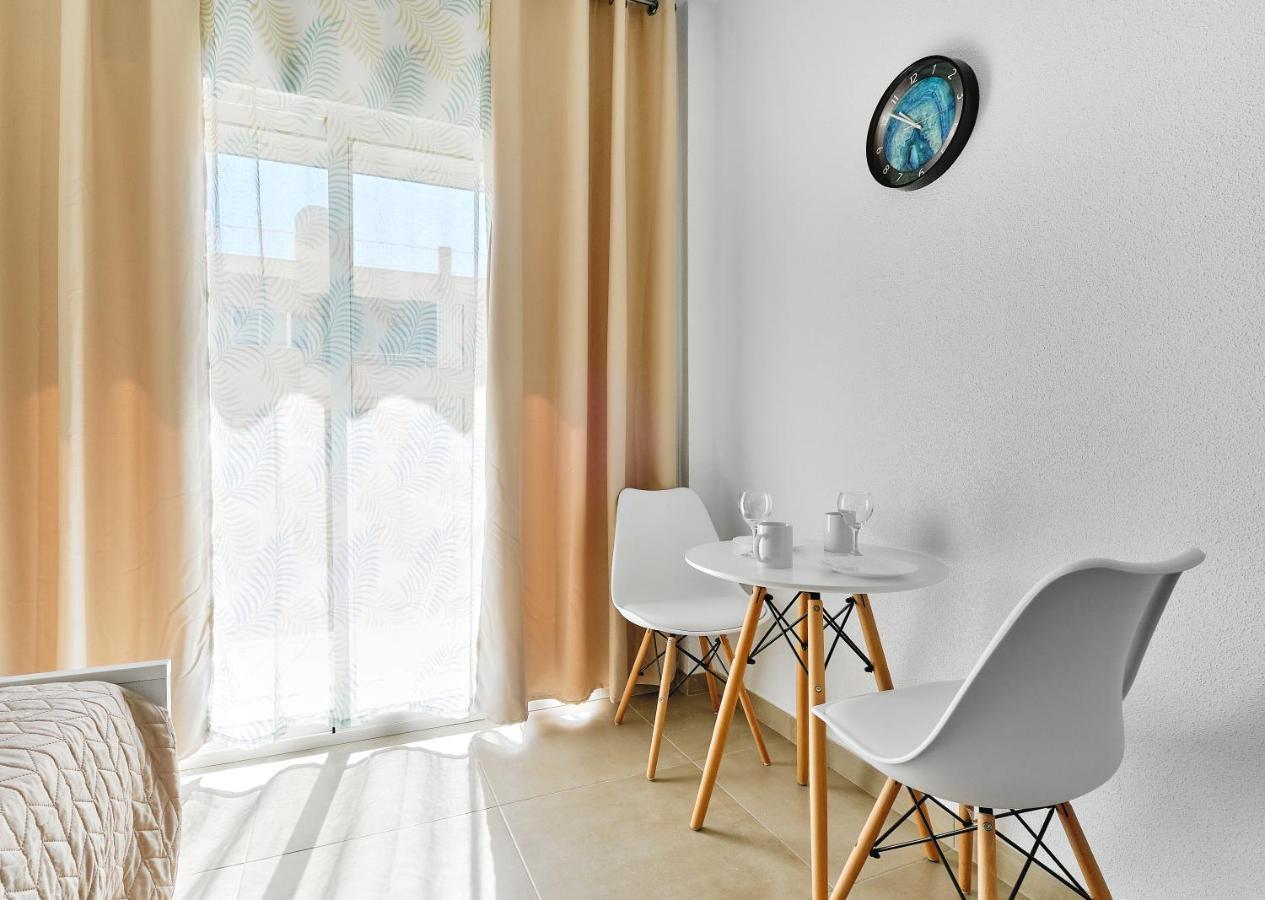 Estudio La Loma Lägenhet Torrevieja Exteriör bild